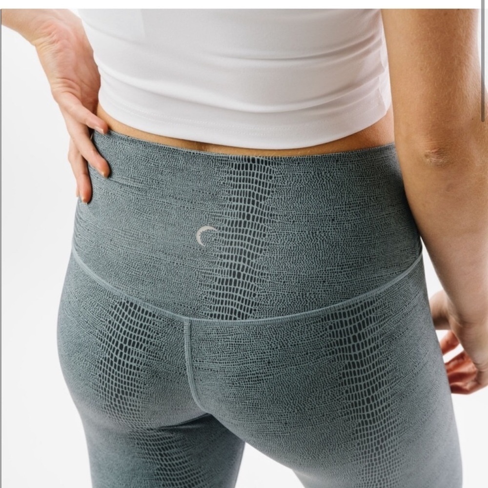 Zyia Active Blue Python Snake Print Leggings H. - image 2